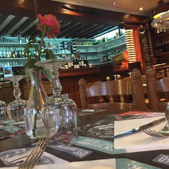 Hotellerie Normande Dozulé エクステリア 写真