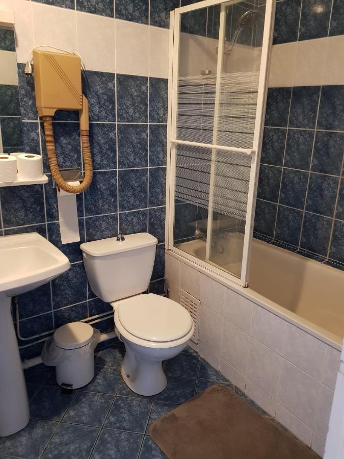 Hotellerie Normande Dozulé エクステリア 写真