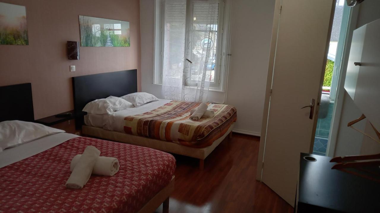 Hotellerie Normande Dozulé エクステリア 写真