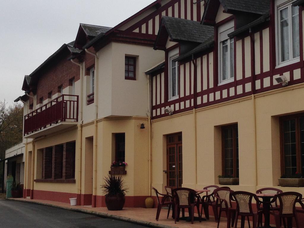 Hotellerie Normande Dozulé エクステリア 写真