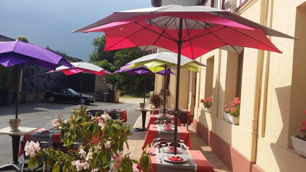 Hotellerie Normande Dozulé エクステリア 写真