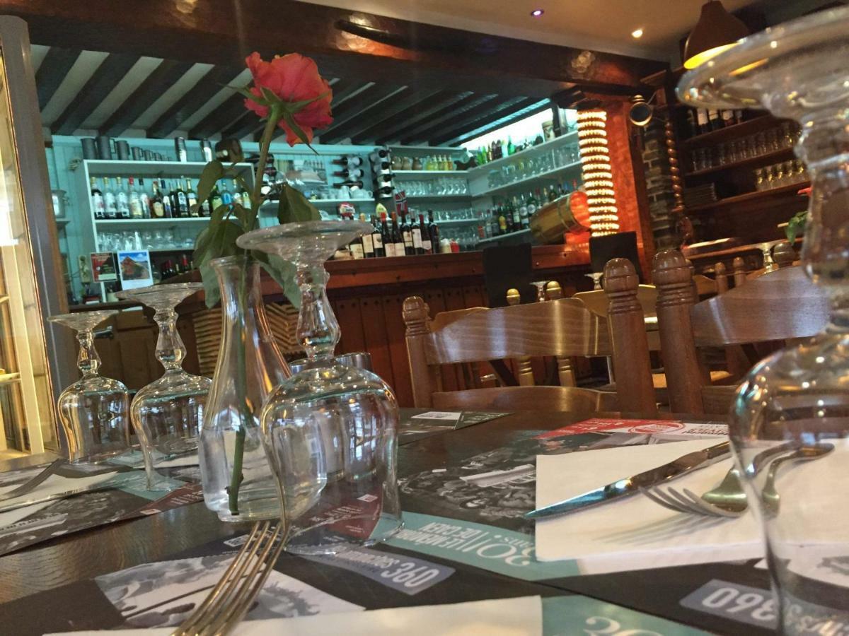 Hotellerie Normande Dozulé エクステリア 写真